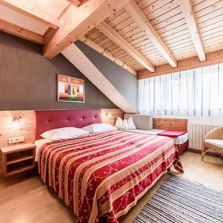 Appartement Haidacher Innichen Exteriör bild